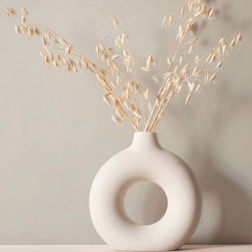 Egyszínű bézs vlies tapéta NOVAMUR/ORIANA 82526