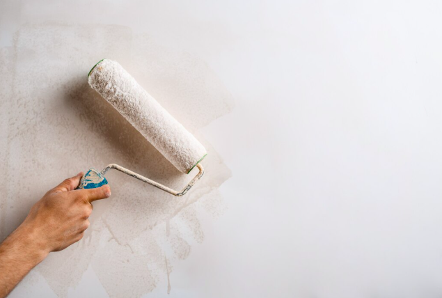 Festőhenger és ecsetválasztás egyszerűen: Tippek, trükkök, hibák elkerülése